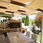 Gea Apartment *