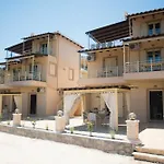 Gea * Lygia (Lefkada)